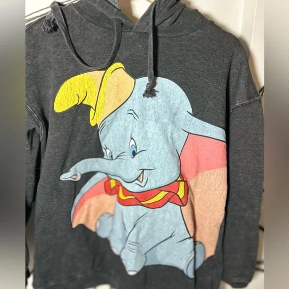 Disney Dumbo Dark Gray Graphic Hoodie, Vintage Feel, Size Medium - Picture 3 of 8